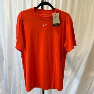 Nike tee size small